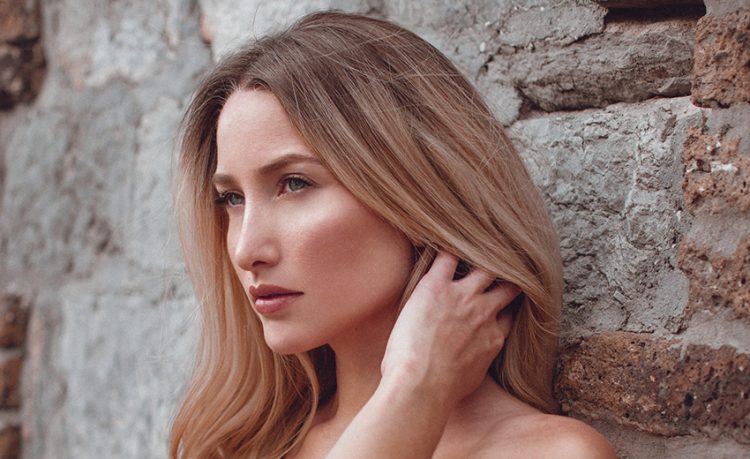 Suitcases and Stilettos with Amy Katherine Inglefield